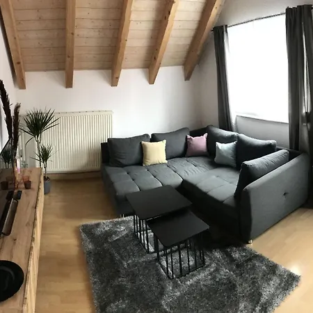 Kronengarten Apartment