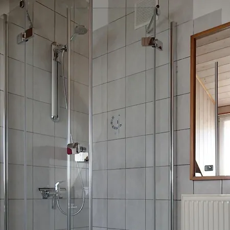 Kronengarten Apartment